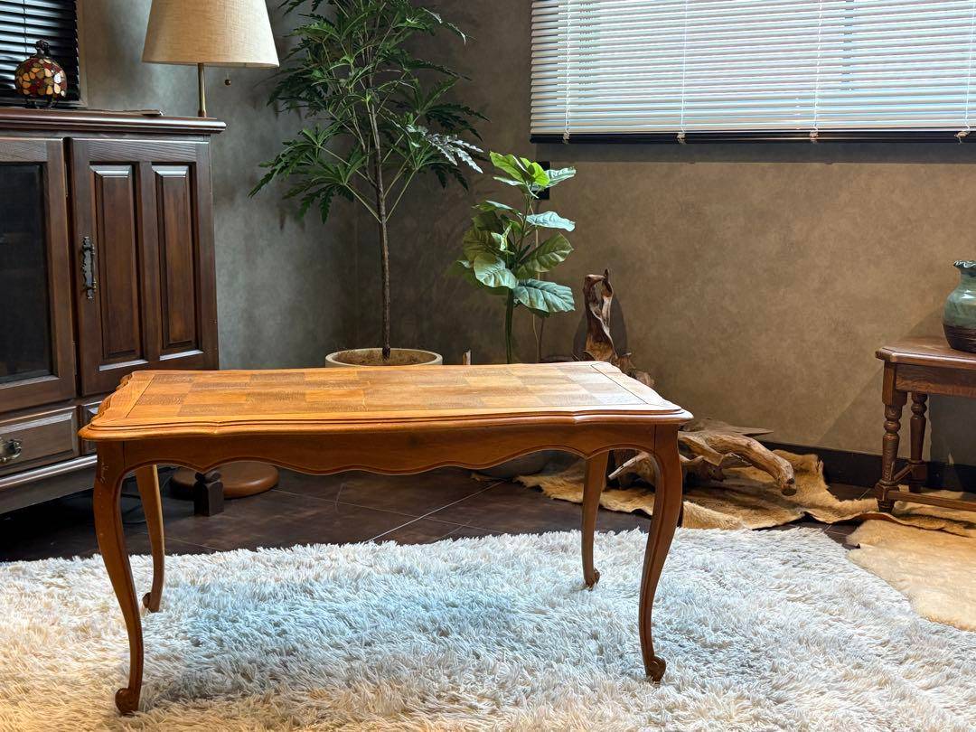 フランスアンティーク　猫脚　ローテーブル　センターテーブル　輸入家具　RZ