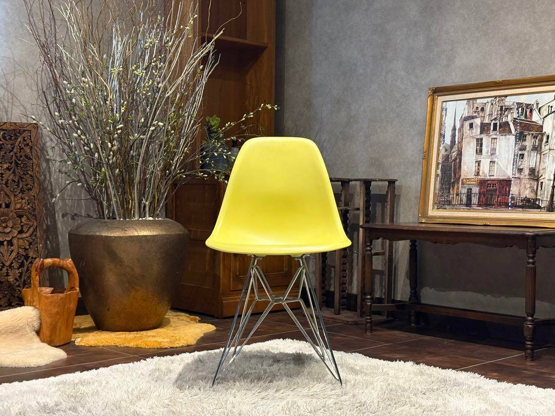 ハーマンミラー　イームズ シェルチェア　エッフェルベース（ワイヤーベース）InY