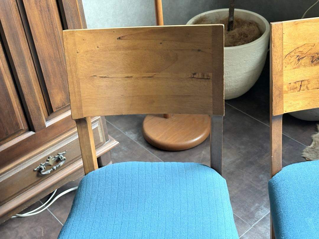 カリモクチェア　ダイニングチェア　尾州生地　座面ブルー　リメイク品　2脚セット