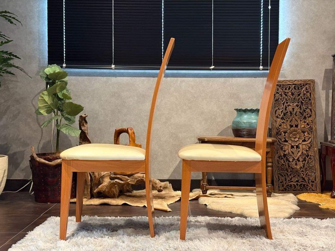 美品　高級家具　チェア　シンプル　モダン　PAKSNWI ハイバックチェア　YZ