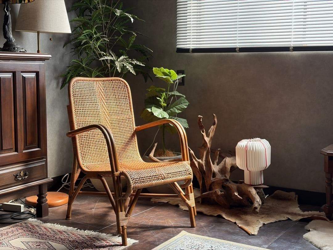 Chair – Bowhead | ボウヘッド