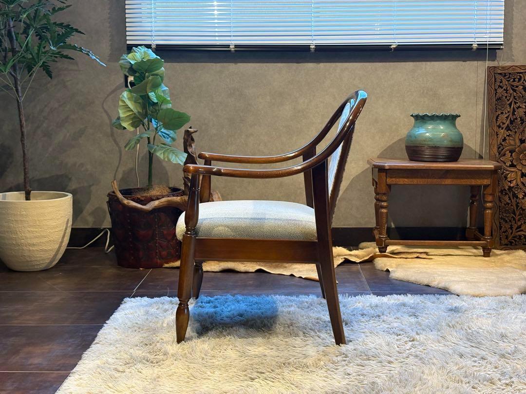 ①　リメイク品　尾州生地　ホワイト座面　カリモク　コロニアル　アームソファ　N