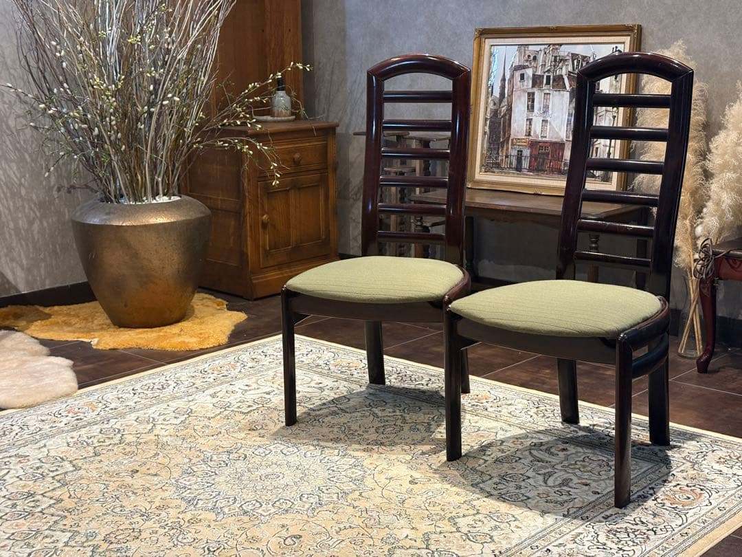 Chair – Bowhead | ボウヘッド