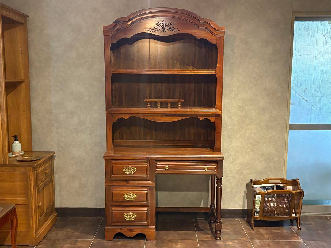 ブロイヒル broyhill アンティーク アメリカン　クラシック　飾棚　IZZ