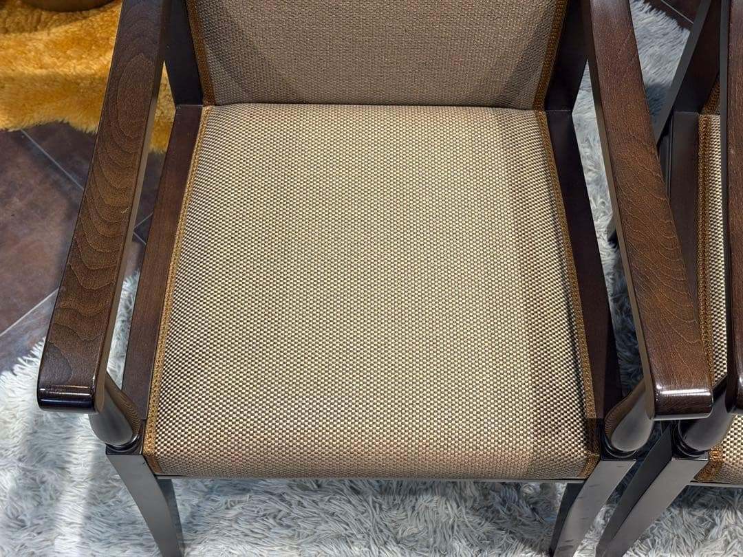 ②ダイニングチェア　アームチェア　アンティーク　ヴィンテージ　ビンテージ　IR