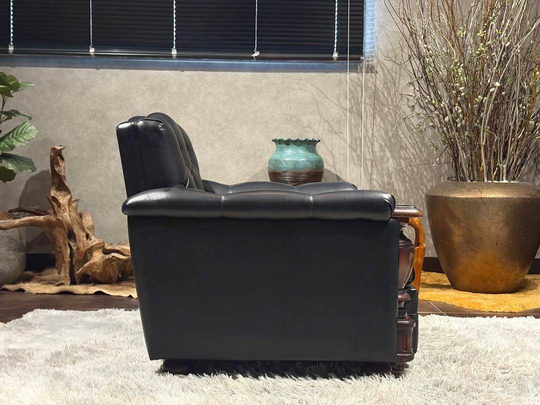 ②karimoku カリモク　レザーソファ　本革　リベット打ち　アンティーク　G