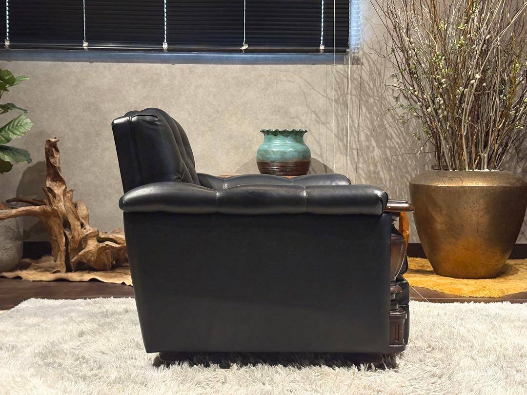 ①karimoku カリモク　レザーソファ　本革　リベット打ち　アンティーク　G