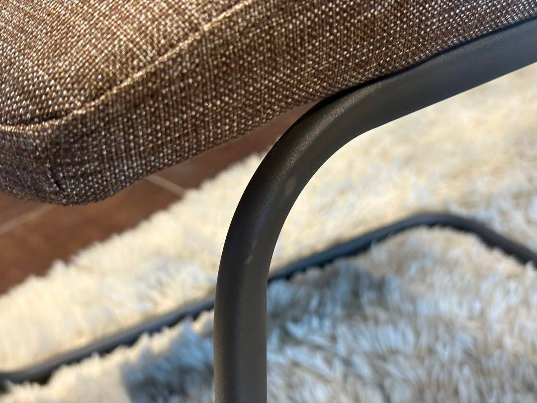 ①BoConcept　ボーコンセプト　カンティレバーチェア　チェア　椅子　nZ