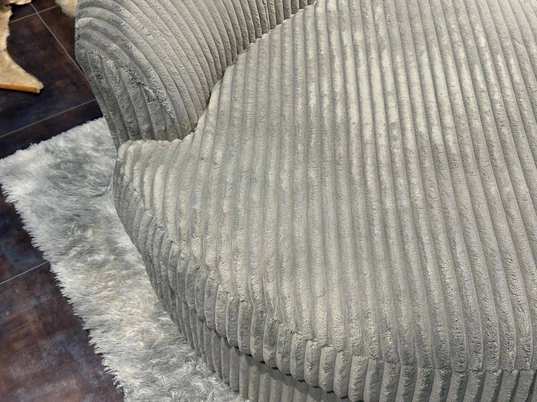 Ashley アシュリー 2人掛けソファ　コーデュロイ調ソファ　アメリカ