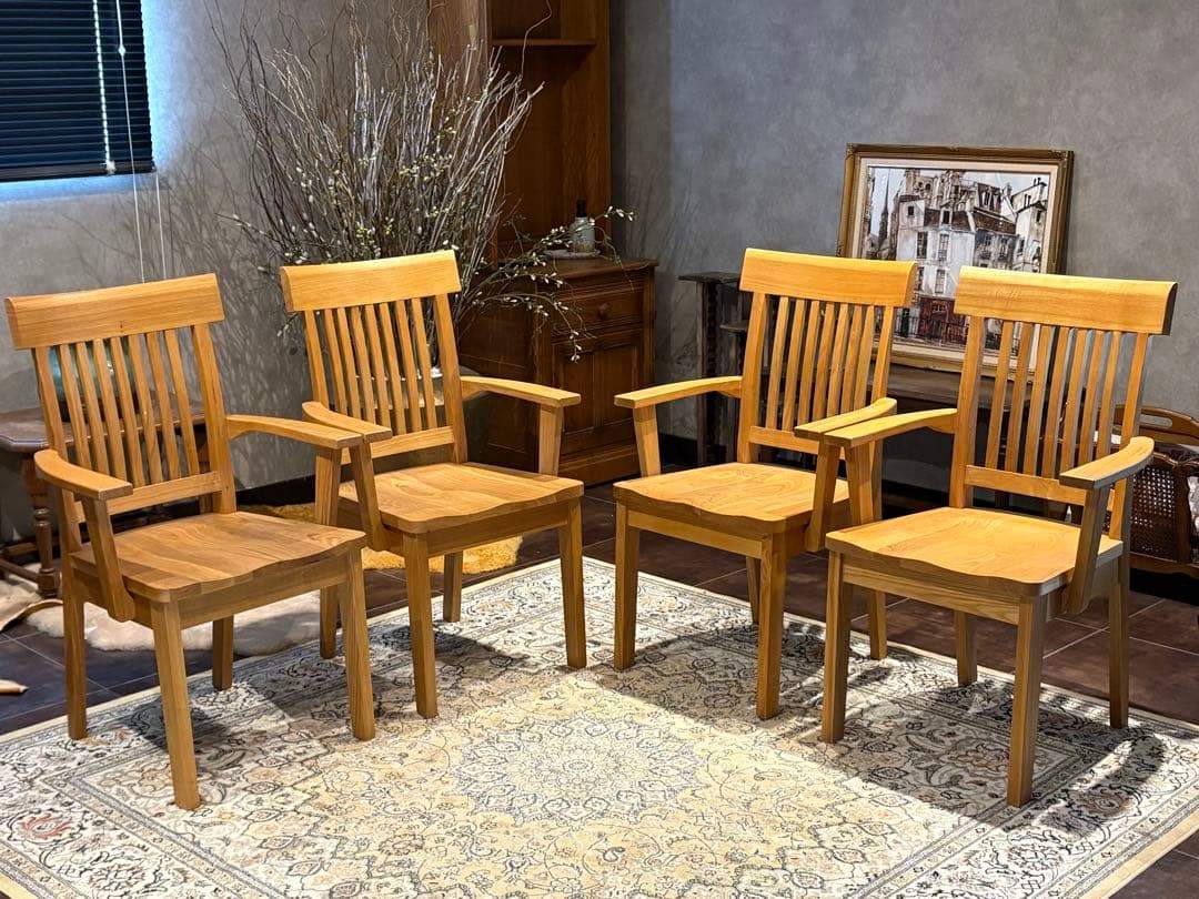 Chair – Bowhead | ボウヘッド