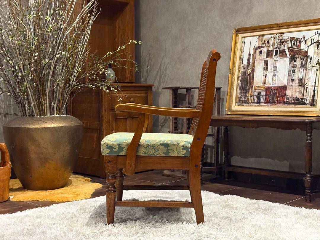 ダイニングチェア　アームチェア　三越ブルージュ　アンティーク　ビンテージ　nZ