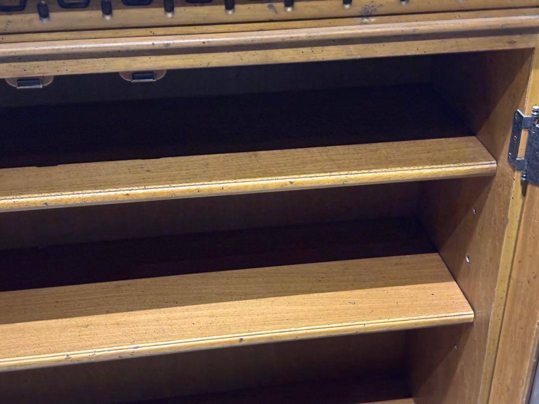 karimoku カリモク　食器棚　ディスプレイ　ガラスケース レトロ　IZ