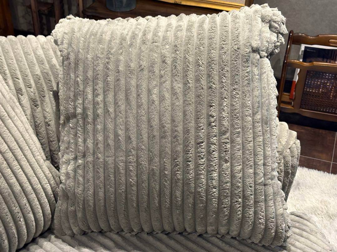 Ashley アシュリー 2人掛けソファ　コーデュロイ調ソファ　アメリカ