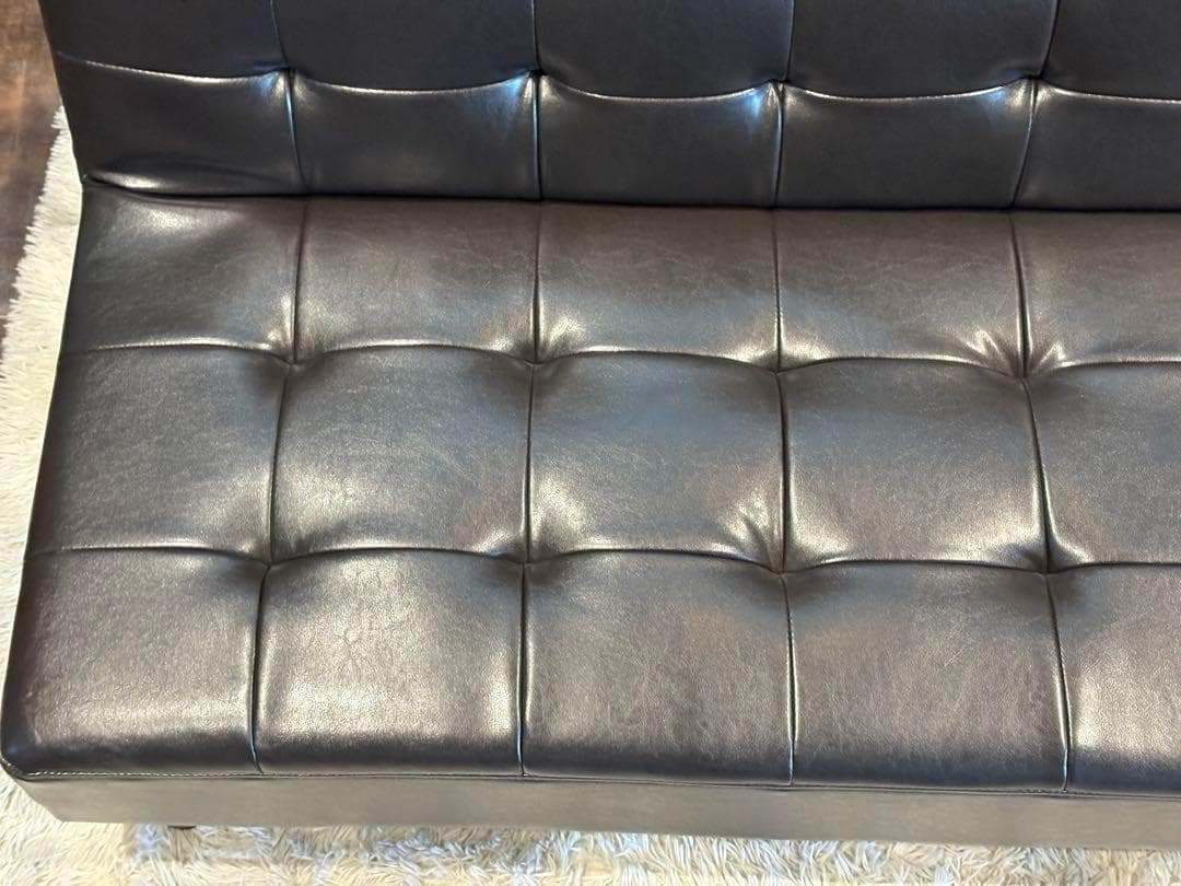 希少　3Pソファ　ソファベッド　ブラックレザー　ボタンダウン　ヴィンテージ　IH