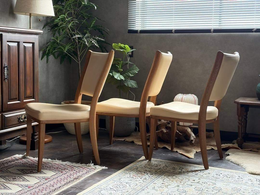 カリモク　チェア　ナチュラル　ダイニングチェア　インテリア家具　3脚セット