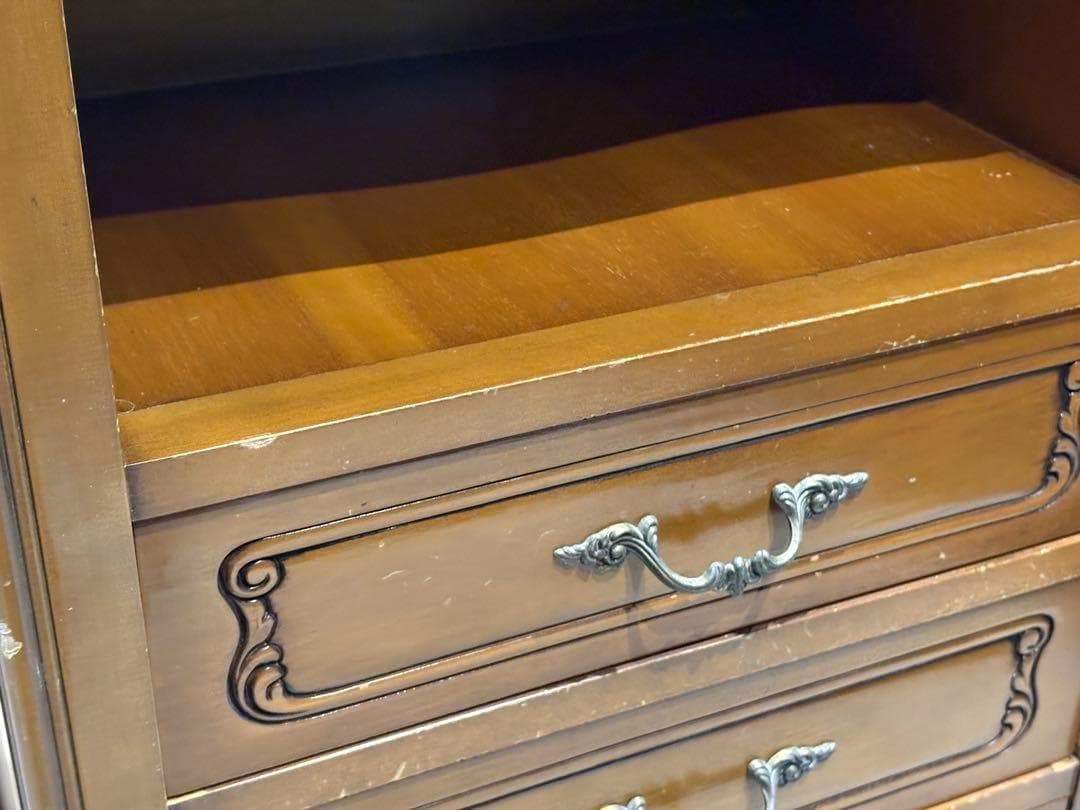 キャビネット　サイドボード　チェスト　猫脚　クラシック　クラシカル　IG