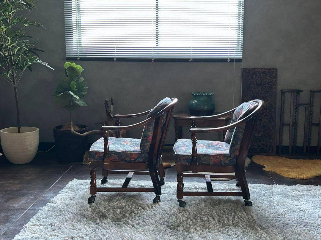 ①カリモク karimoku アームチェア　ヴィンテージチェア　2脚セット　GZ