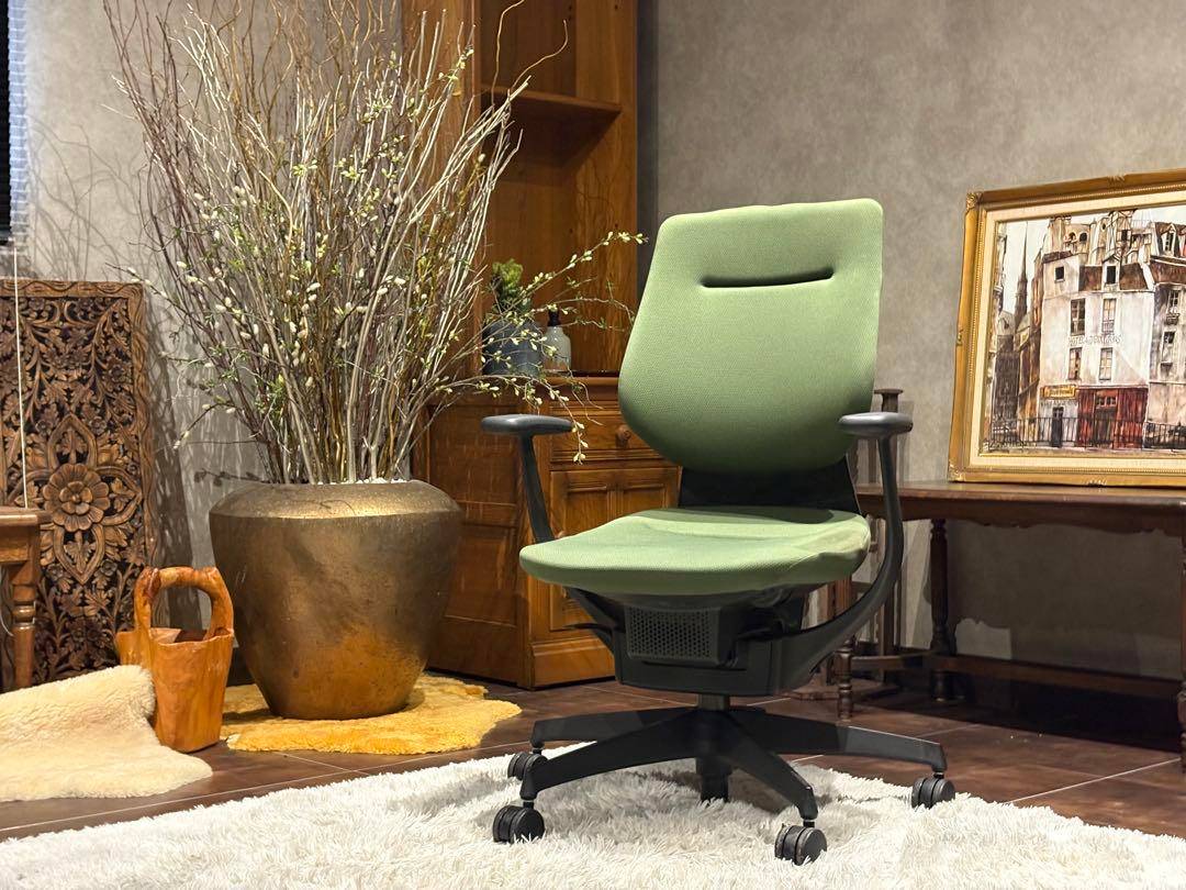 ②KOKUYO コクヨ　デスクチェア　オフィスチェア　イングチェア　H