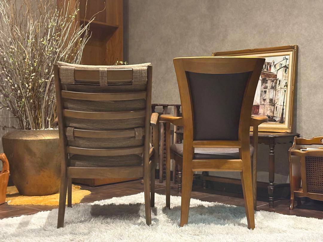 ダイニングチェア　リビングチェア　レザー　ファブリック　アンティーク　In