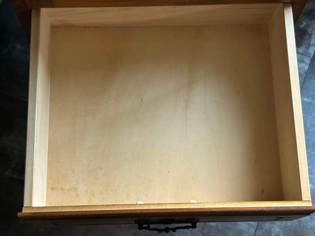 レトロ　karimoku　カリモク コロニアル カップボード キャビネット GZ