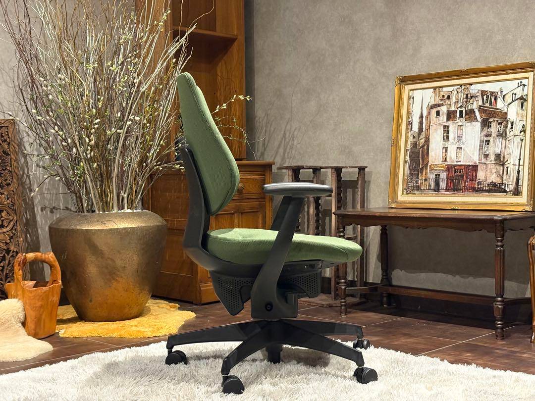 ①KOKUYO コクヨ　デスクチェア　オフィスチェア　イングチェア　H