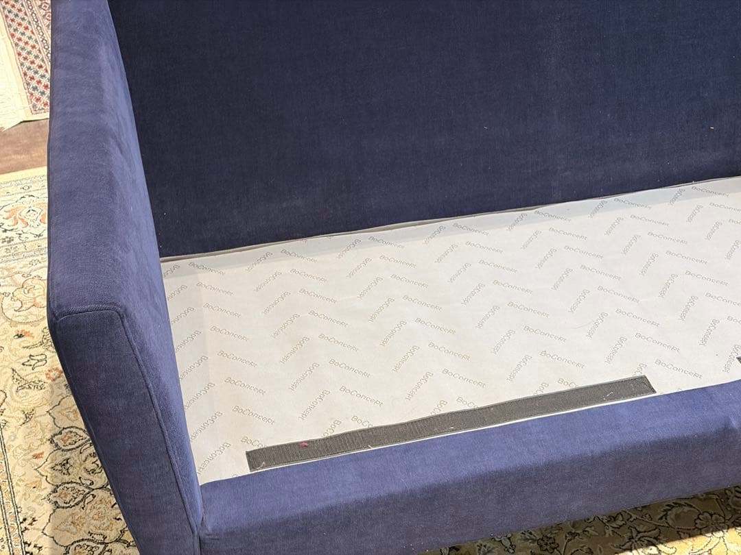 BoConcept　ブルー　2人用　ソファ　ファブリック　モダン　IGZ