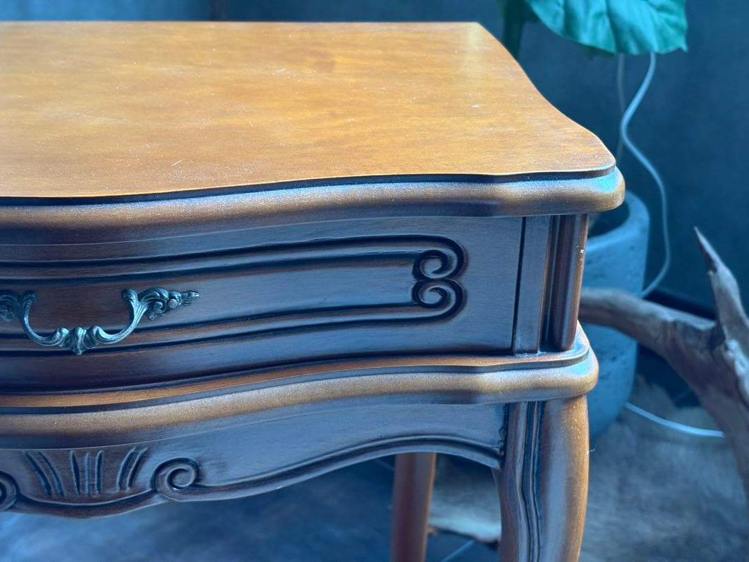 ロココ調　イタリア　クラシック　クラシカル　猫脚　サイドボード IS