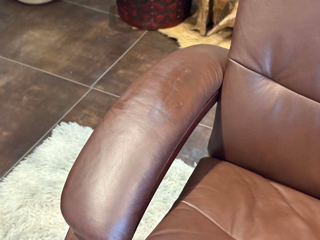 Hjellegjerde　イエリアーダ　リクライニング　パーソナルソファ　YZ