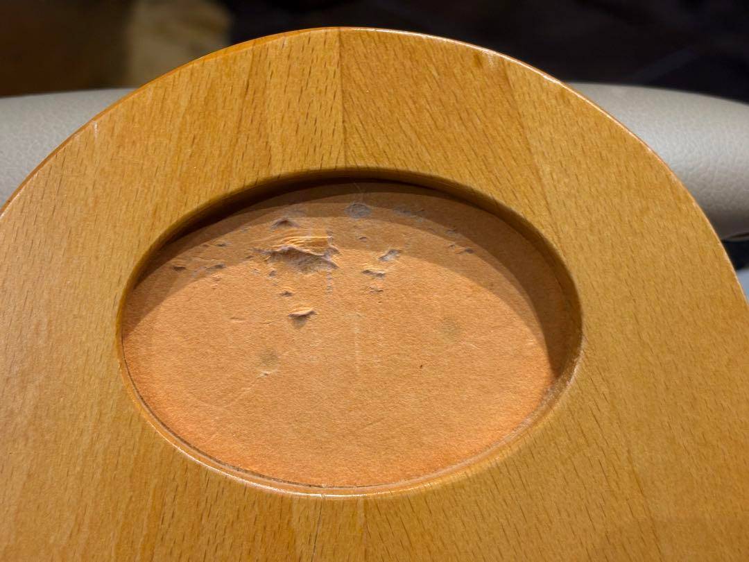 スタッキング　スツールチェア　合皮レザー　モダン　アイボリー　積み重ね椅子　IZ