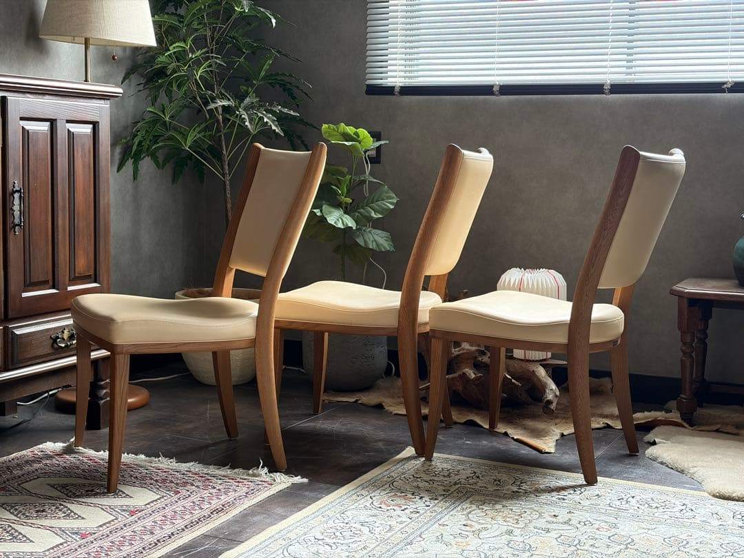 カリモク　チェア　ナチュラル　ダイニングチェア　インテリア家具　3脚セット