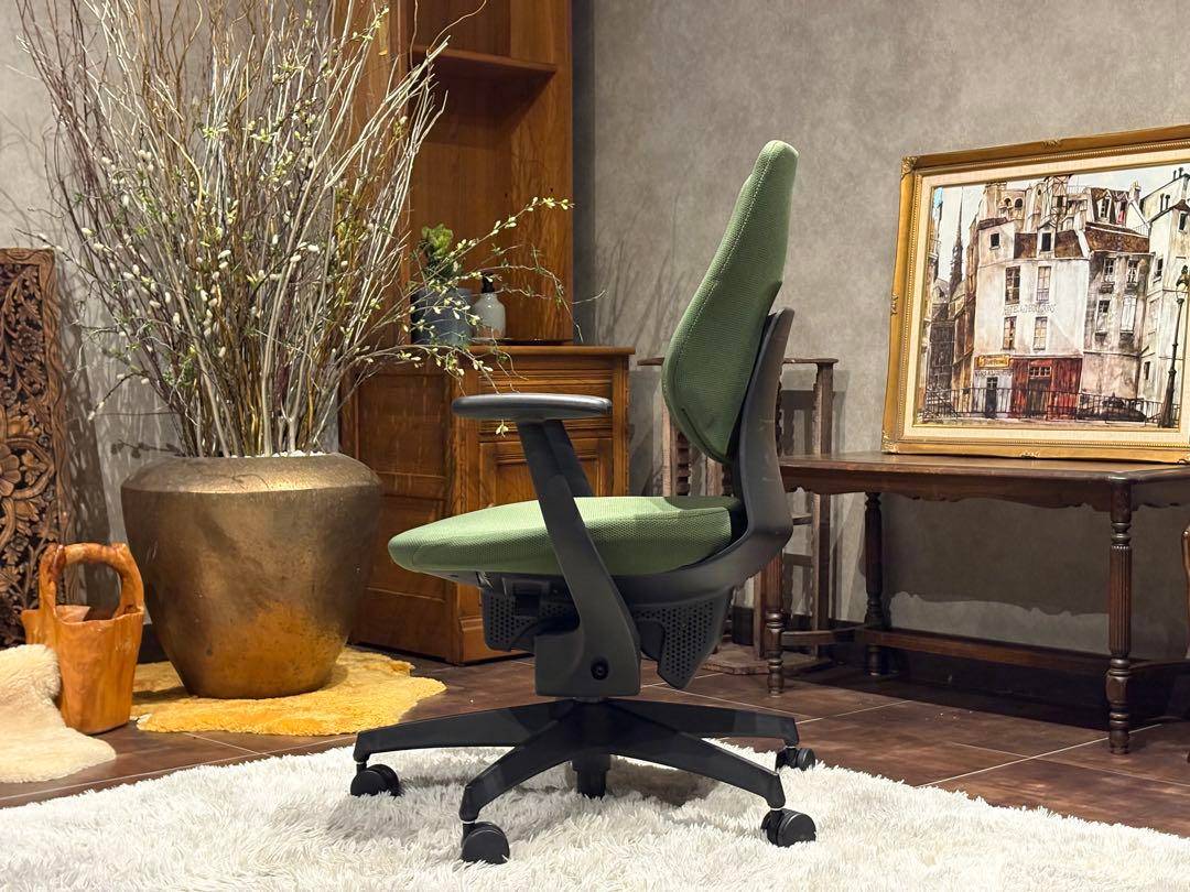 ①KOKUYO コクヨ　デスクチェア　オフィスチェア　イングチェア　H