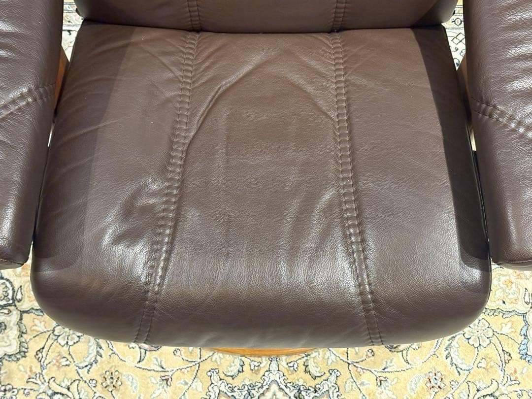 ②エコーネス パーソナルソファ オットマン ストレスレスチェア　IZZ