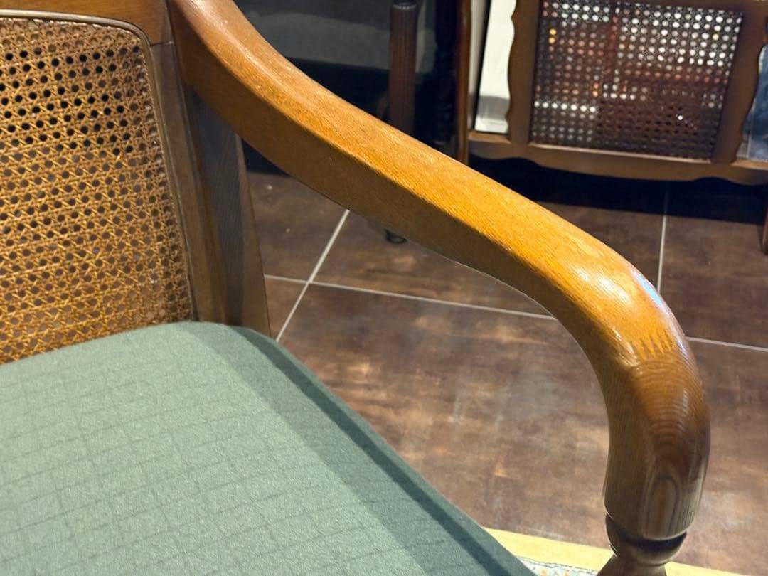 ①飛騨産業 キツツキマーク アームチェア ダイニングチェア リメイク IZ