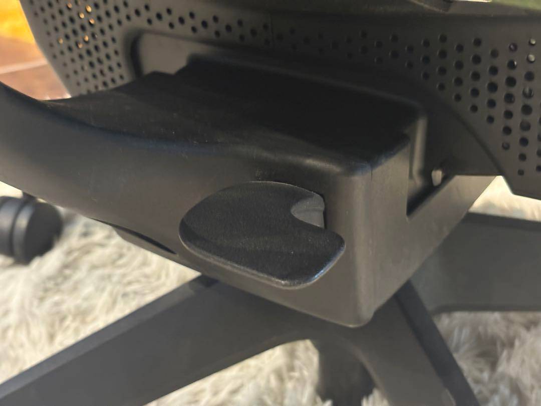 ④KOKUYO コクヨ　デスクチェア　オフィスチェア　イングチェア　H