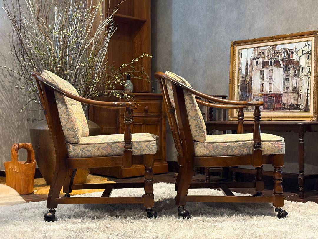 ②karimoku カリモク　アームチェア　ダイニングチェア　キャスター付　nZ ②karimoku カリモク アームチェア ダイニングチェア キャスター付 nZ