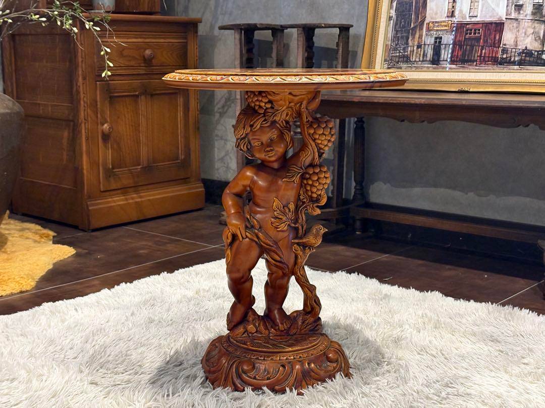 ヨーロピアン　クラシック　木彫　丸テーブル　ラウンドテーブル　アンティーク　YZ