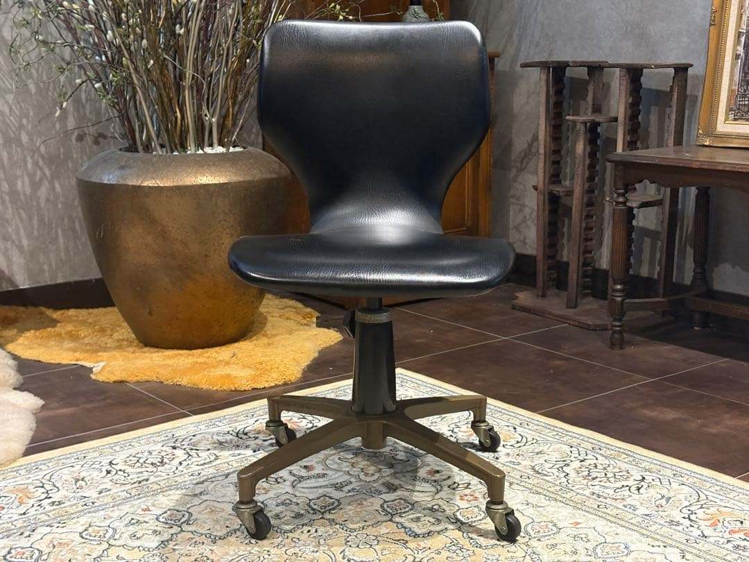 オールドヴィンテージチェア 合皮レザー ブラック キャスター ビンテージ IZ