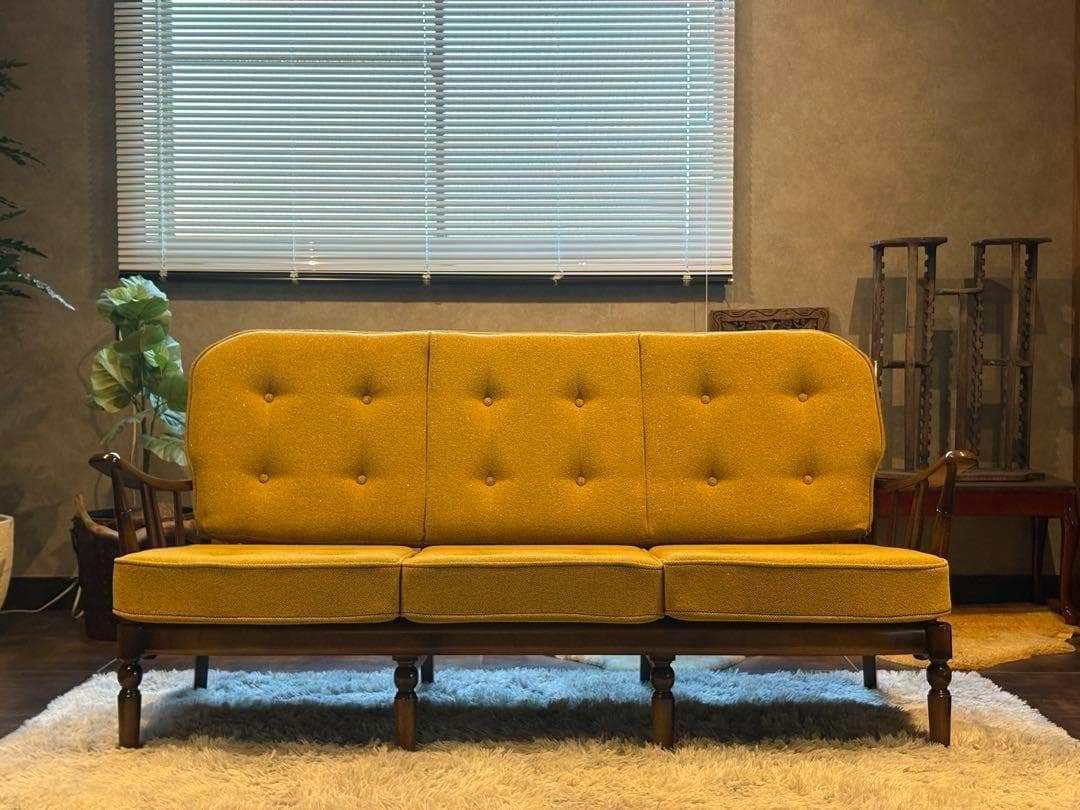 希少　尾州生地　リメイク　カリモク　3人用ソファ　クラシック　コロニアル　SRZ