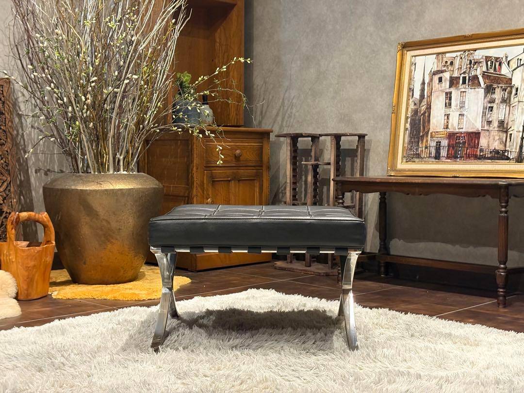 バルセロナチェア リプロダクト オットマン　ミッドセンチュリー　ソファ　InZ