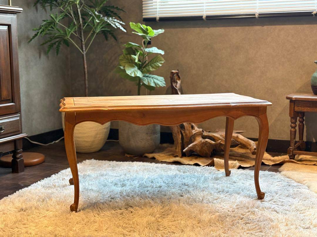 フランスアンティーク　猫脚　ローテーブル　センターテーブル　輸入家具　RZ