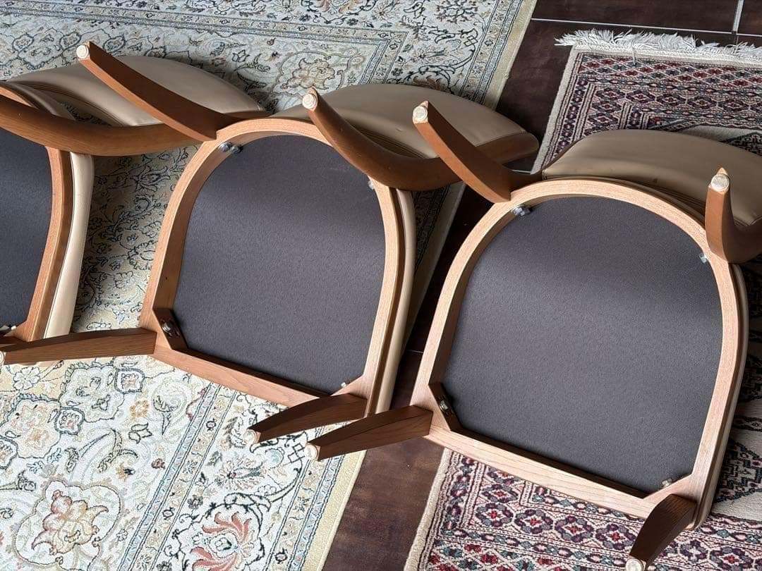 カリモク　チェア　ナチュラル　ダイニングチェア　インテリア家具　3脚セット