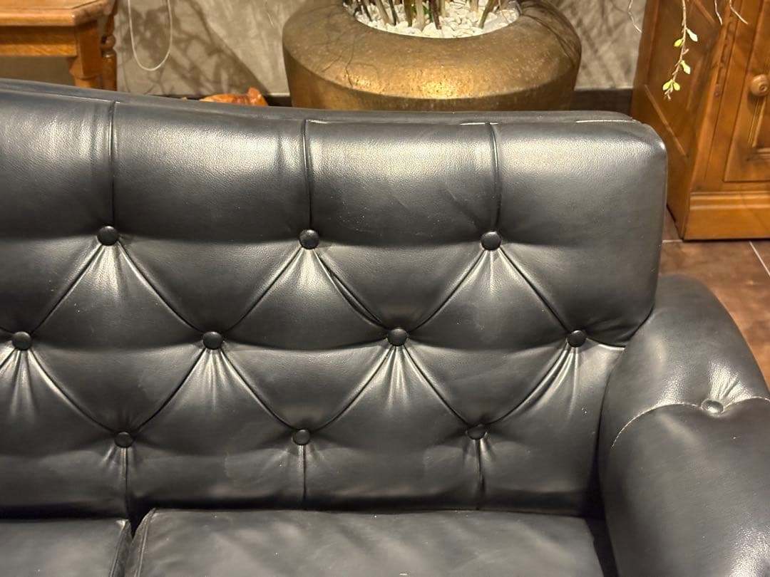 karimoku カリモク　3人掛けソファ　3Pソファ　ボタンダウン　本革　IZ