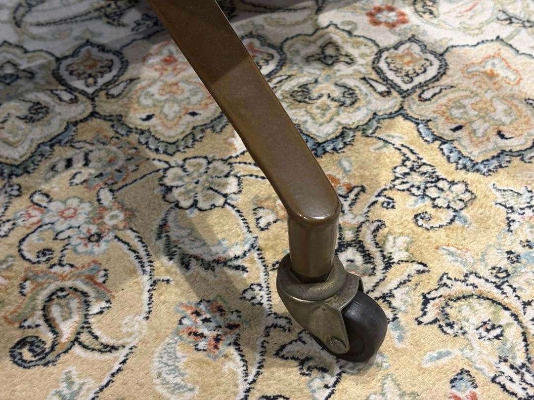 オールドヴィンテージチェア 合皮レザー ブラック キャスター ビンテージ IZ