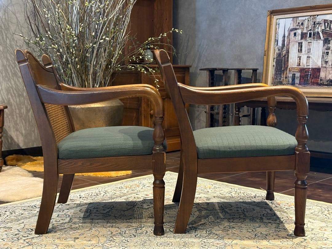 ①飛騨産業 キツツキマーク アームチェア ダイニングチェア リメイク IZ